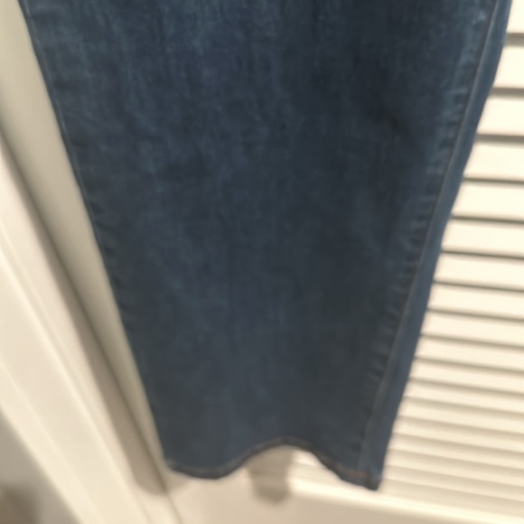 NWT Kenneth Cole Jeans Athletic Fit Low Rise Slim thru Thigh tapers from knee - Picture 7 of 11